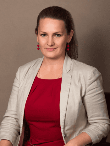 Попова Галина